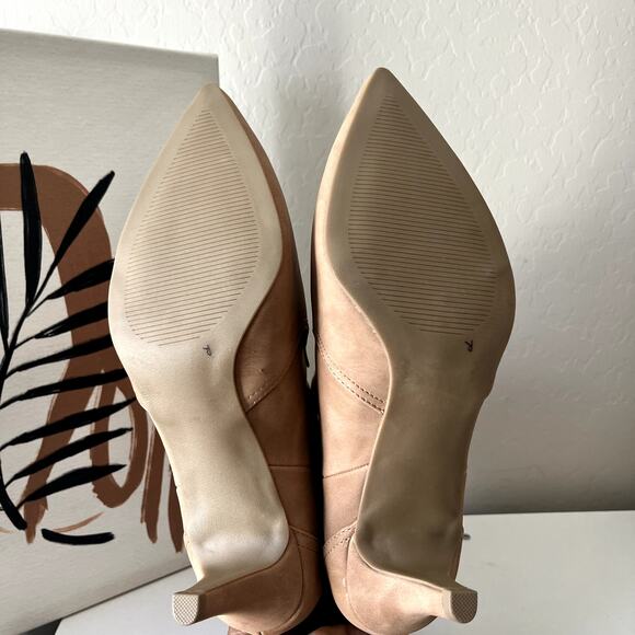 DV Dolce Vita Andres Tan Faux Leather Heeled Western Booties Size 9 - Picture 6 of 8